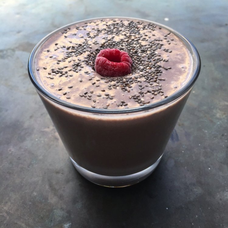 almased-przepisy-malina-kapusta-smoothie-nasiona chia