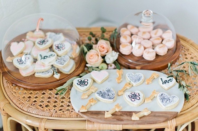 baby shower jeść słodycze boho look ciasteczka