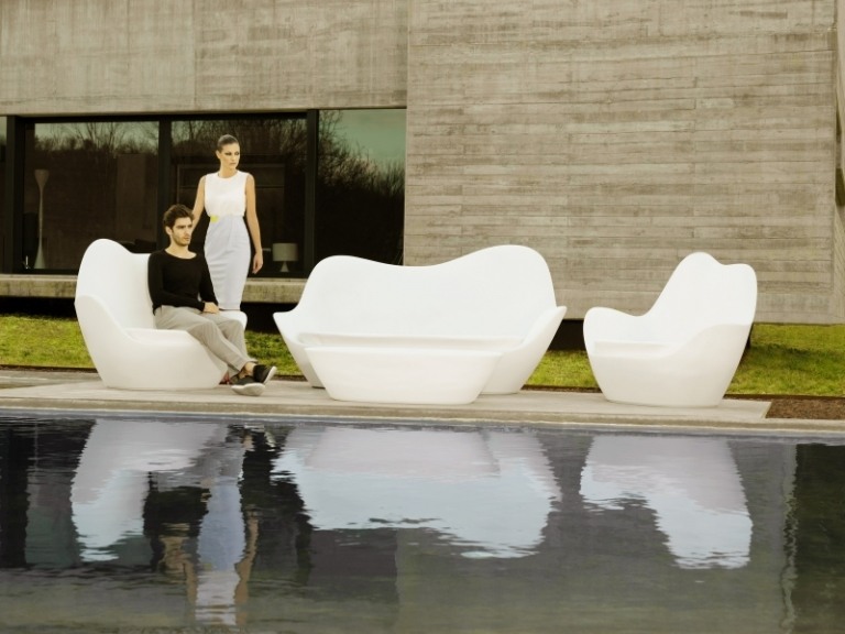 Meble ogrodowe o minimalistycznym designie Sabinas by Vondom oświetlenie-balkon-design-oświetlenie-meble-ogrodowe-świetlne-SABINAs-vondom-tagi