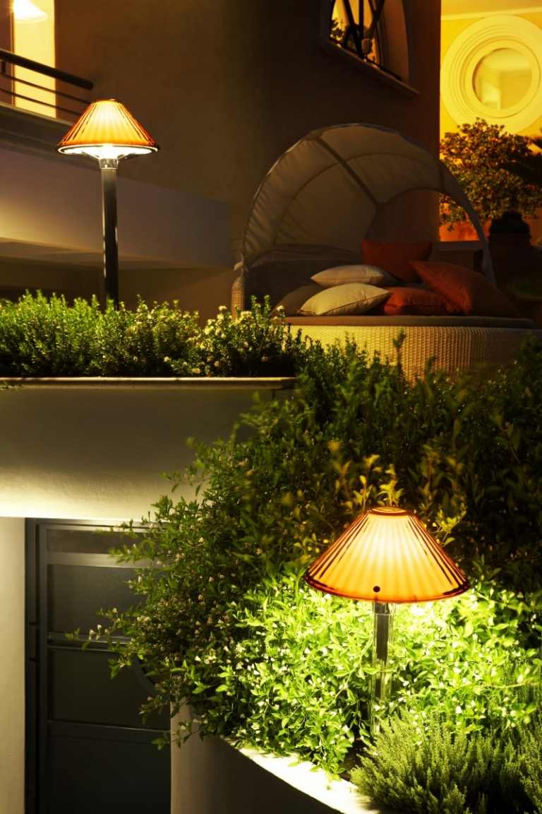 Lampa Pollar z designem jak tradycyjna lampa stołowa - I Dea by Goccia oświetlenie-balkon-projekt-oswietlenie-oswietlenie-pojedyncze-ogrodowe-zewnętrzne-I-DEA-goccia