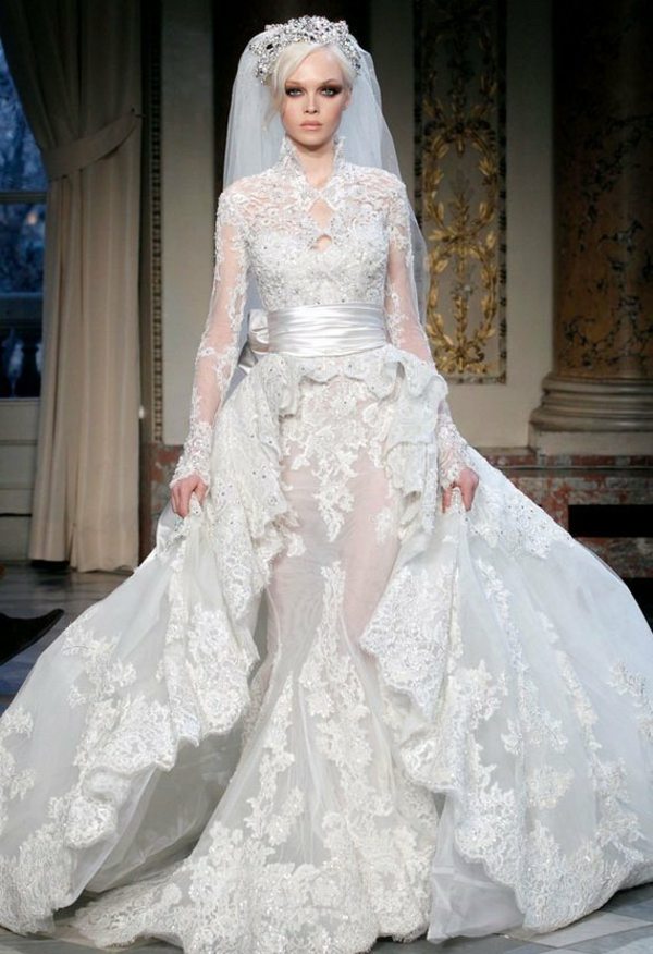 Suknia-ślubna-z-koronki-Zuhair-Murad