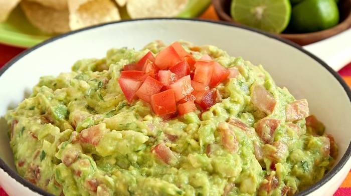 Fiesta guacamole z sosem Tabasco Fiesta przepis na dip guacamole