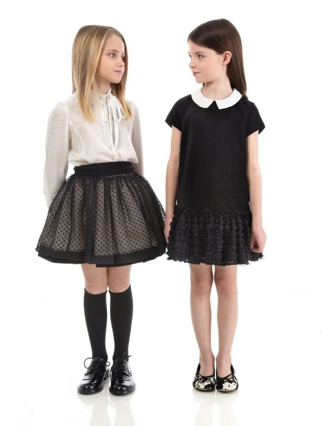 czarno-biała-szyfonowa-spódnica-dziewczyny-moda-fendi-z powrotem do szkoły