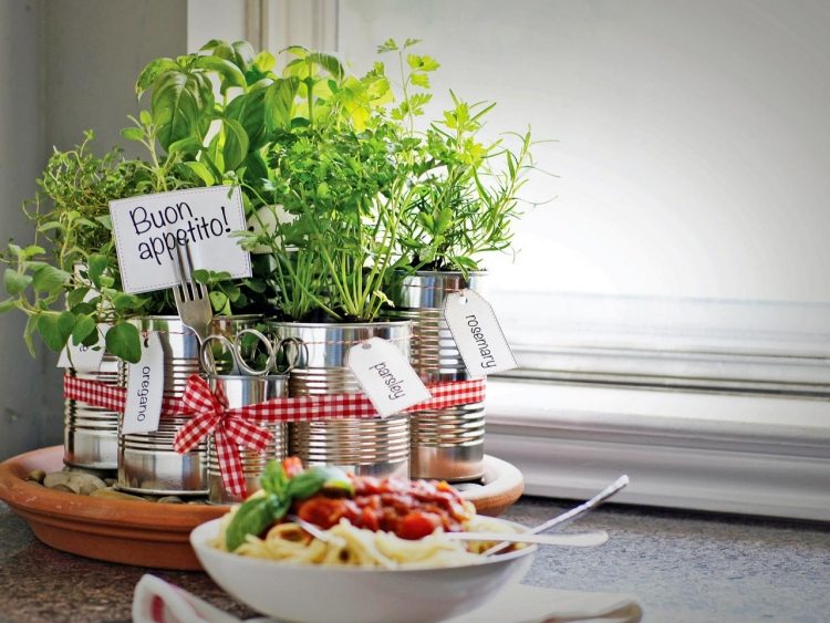 zioła-rośliny-balkonowe-puszki-dekoracje-miniaturowe-ogrodowe-spagetti
