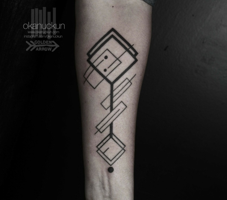 Wytatuuj przedramię figurą geometryczną tatuaże surrealistyczne wzornictwo przedramię abstrakcyjne geometryczne kwadraty prostokąty